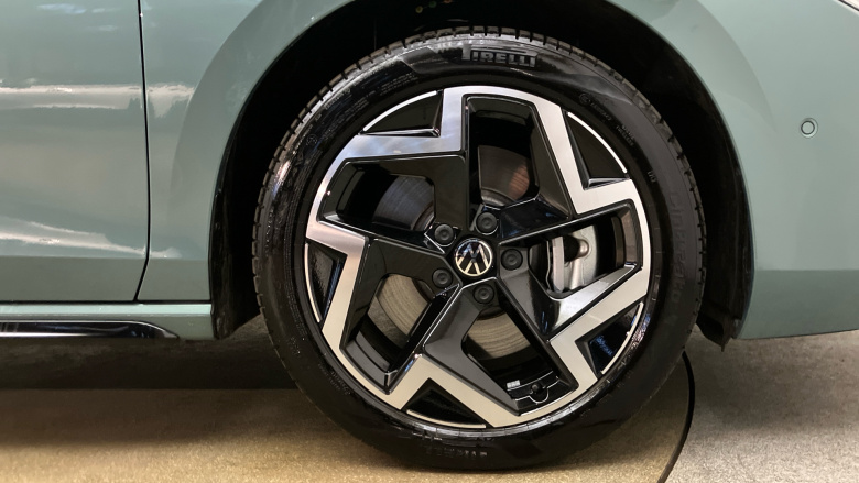 Volkswagen Passat 1.5 TSI eHybrid 272 R-Line 5dr DSG Estate